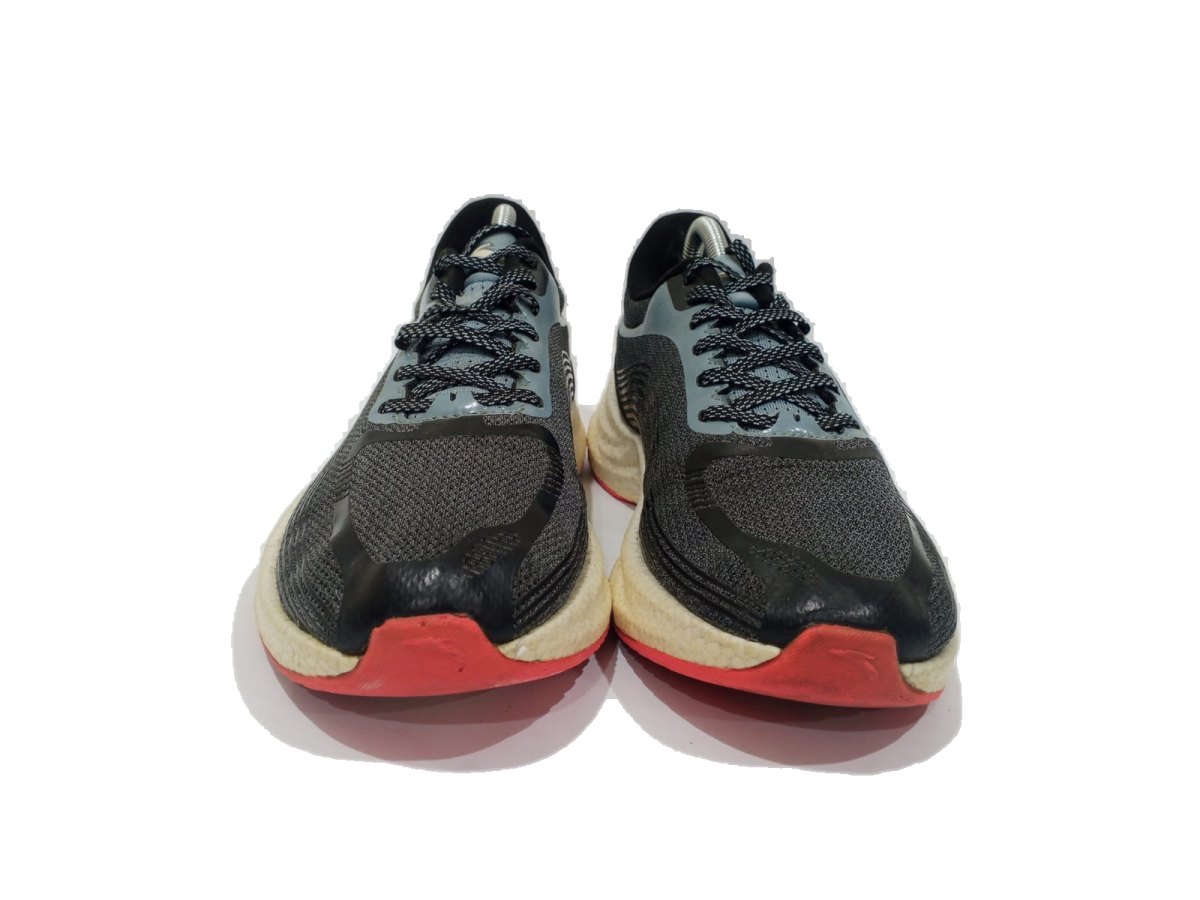 Black Grey Foam Runner