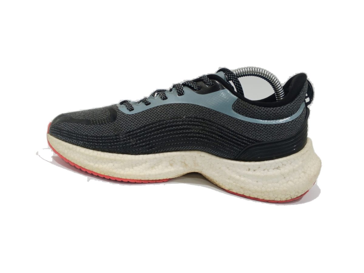 Black Grey Foam Runner