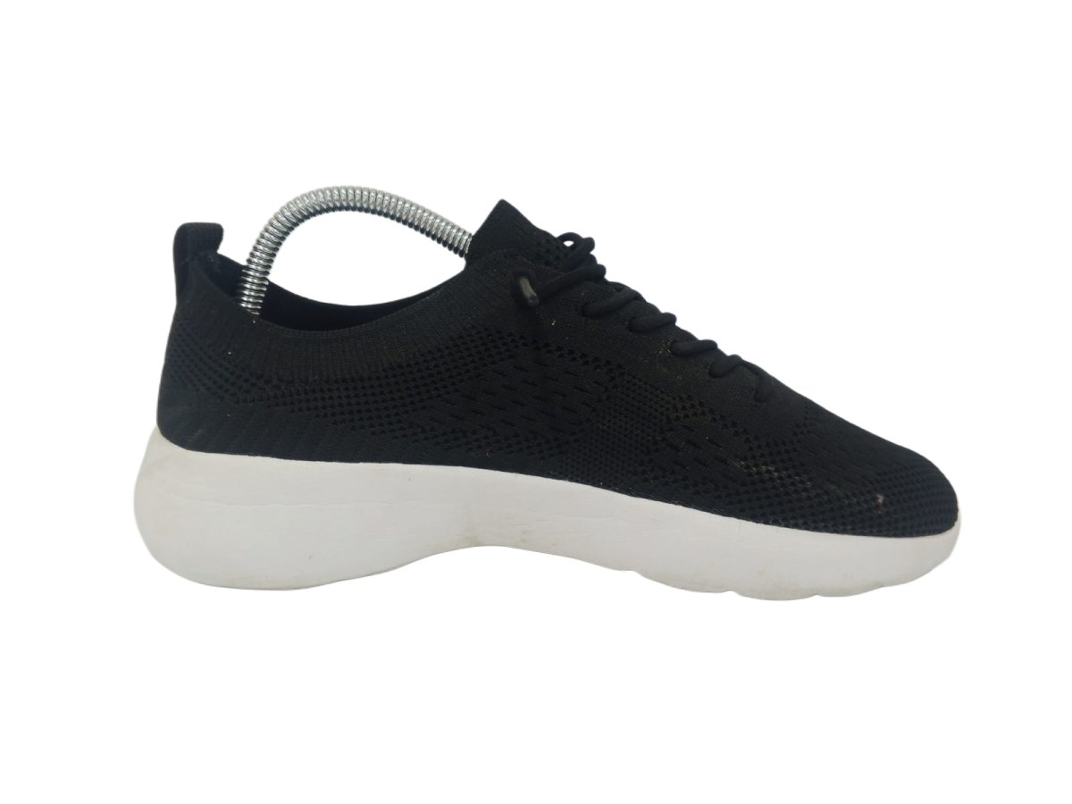 Black Knit Everyday Runner