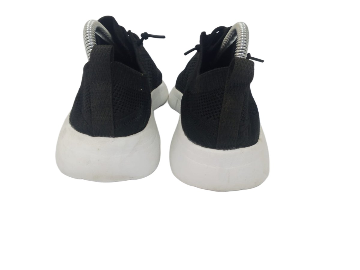 Black Knit Everyday Runner