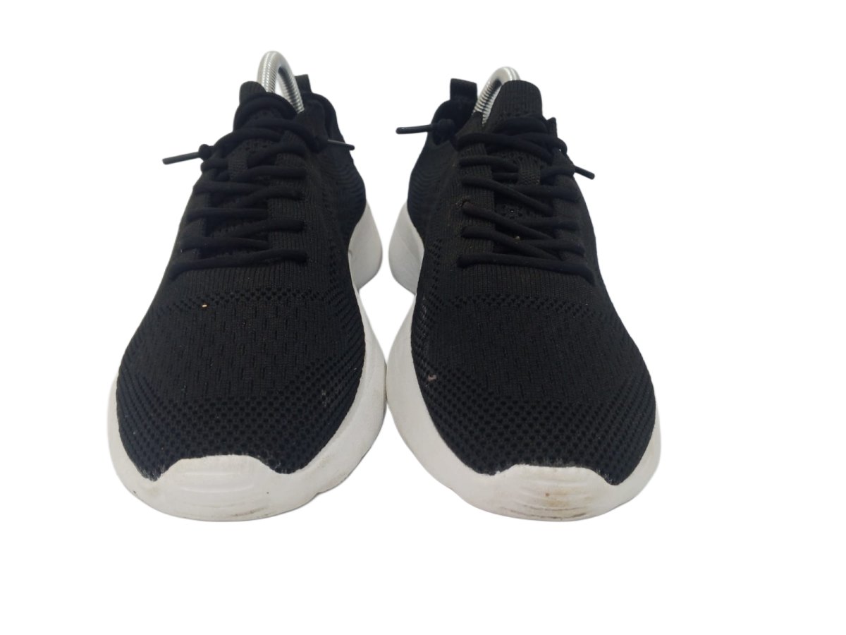 Black Knit Everyday Runner