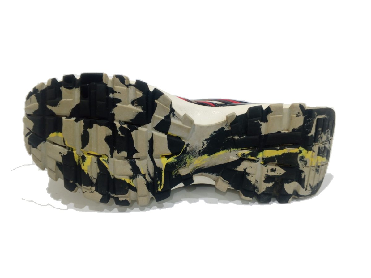 Black Red Camo Trail Sneaker