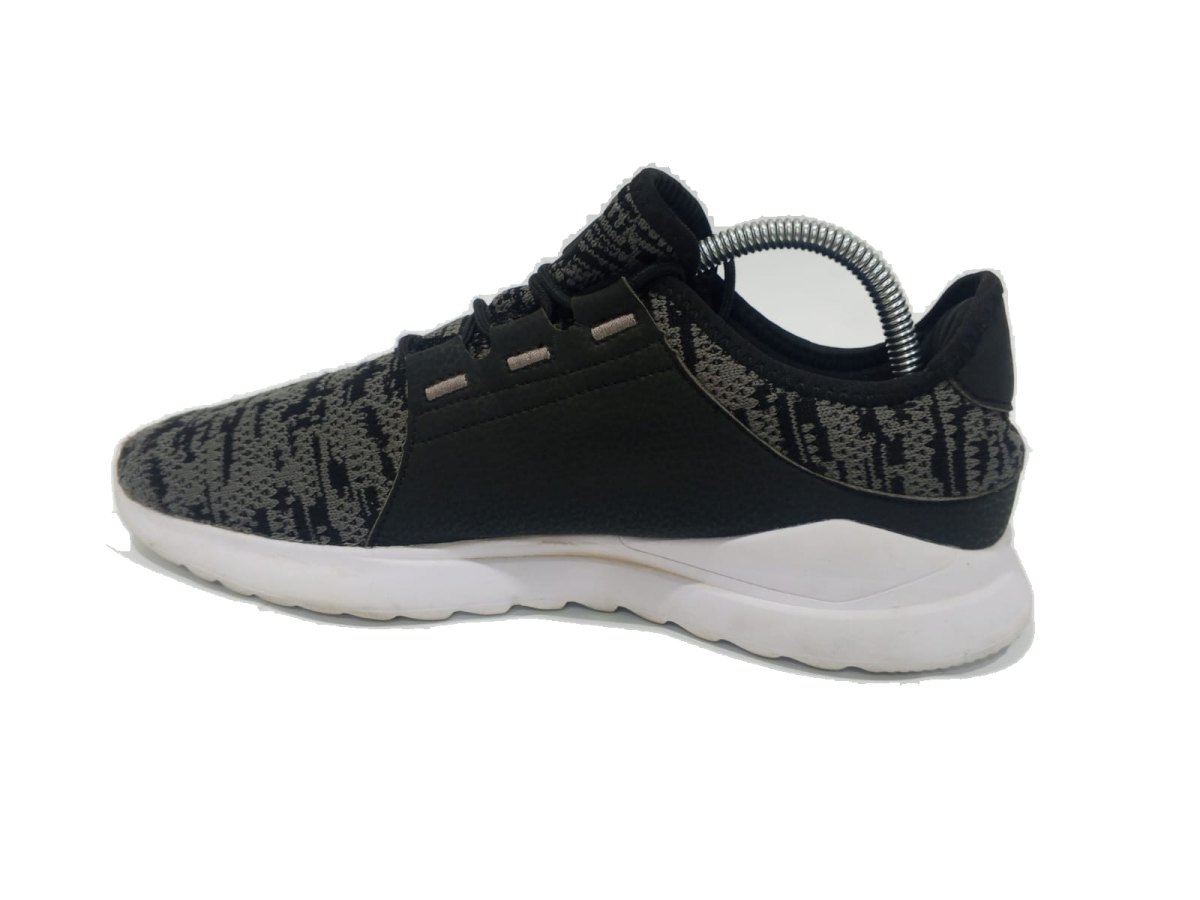 Kelme Grey Knit Runner