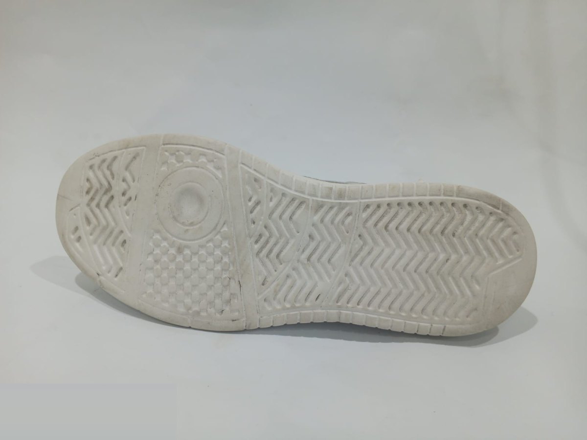 Li-Ning White Grey Court Sneaker