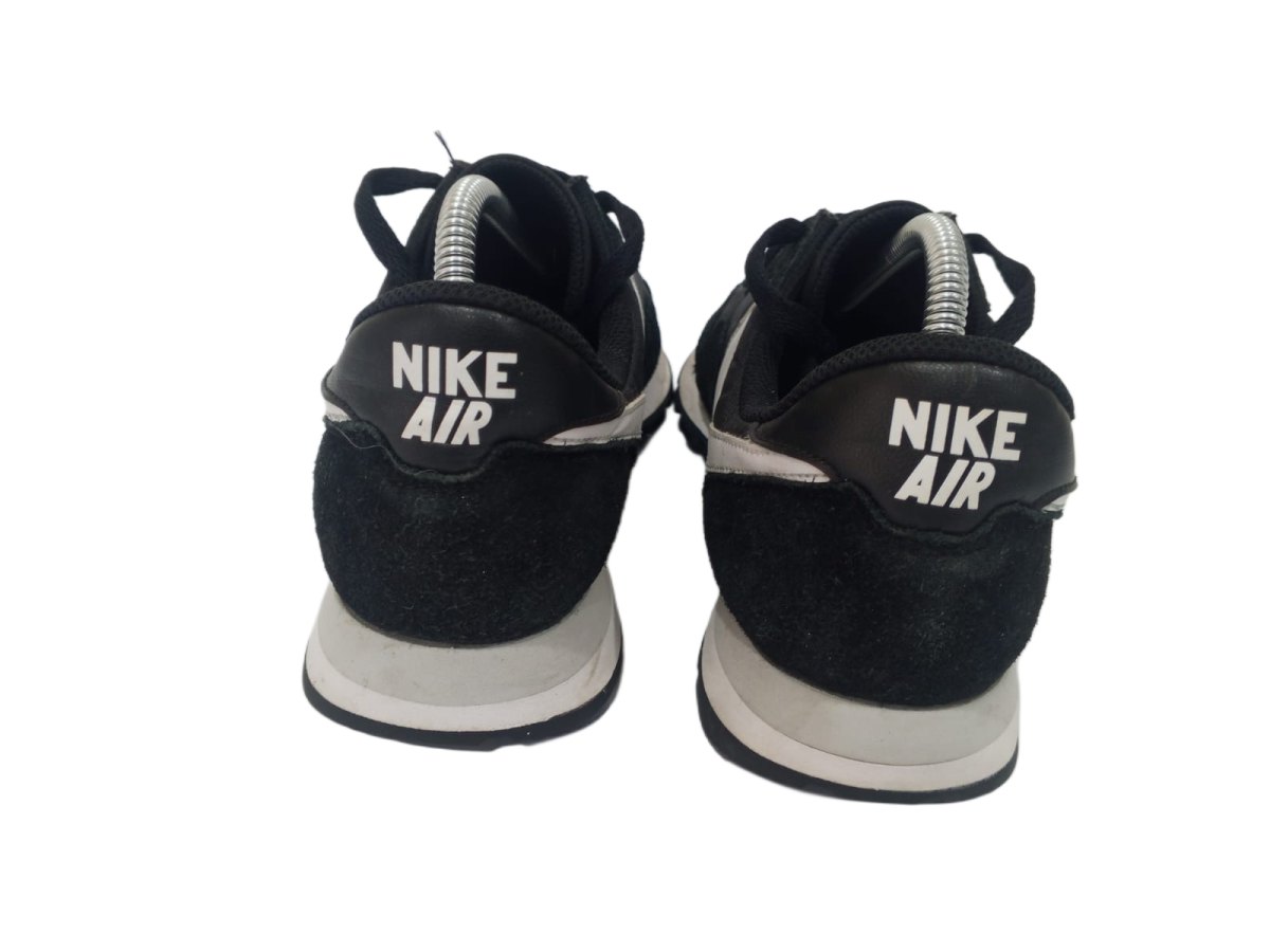Nike Air Black Suede Runner