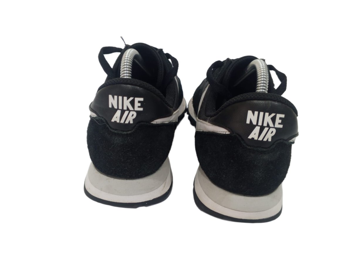 Nike Air Black Suede Runner