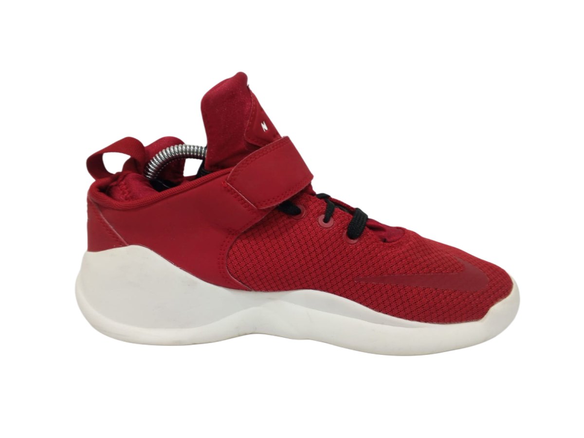 Nike Red Basketball Mid