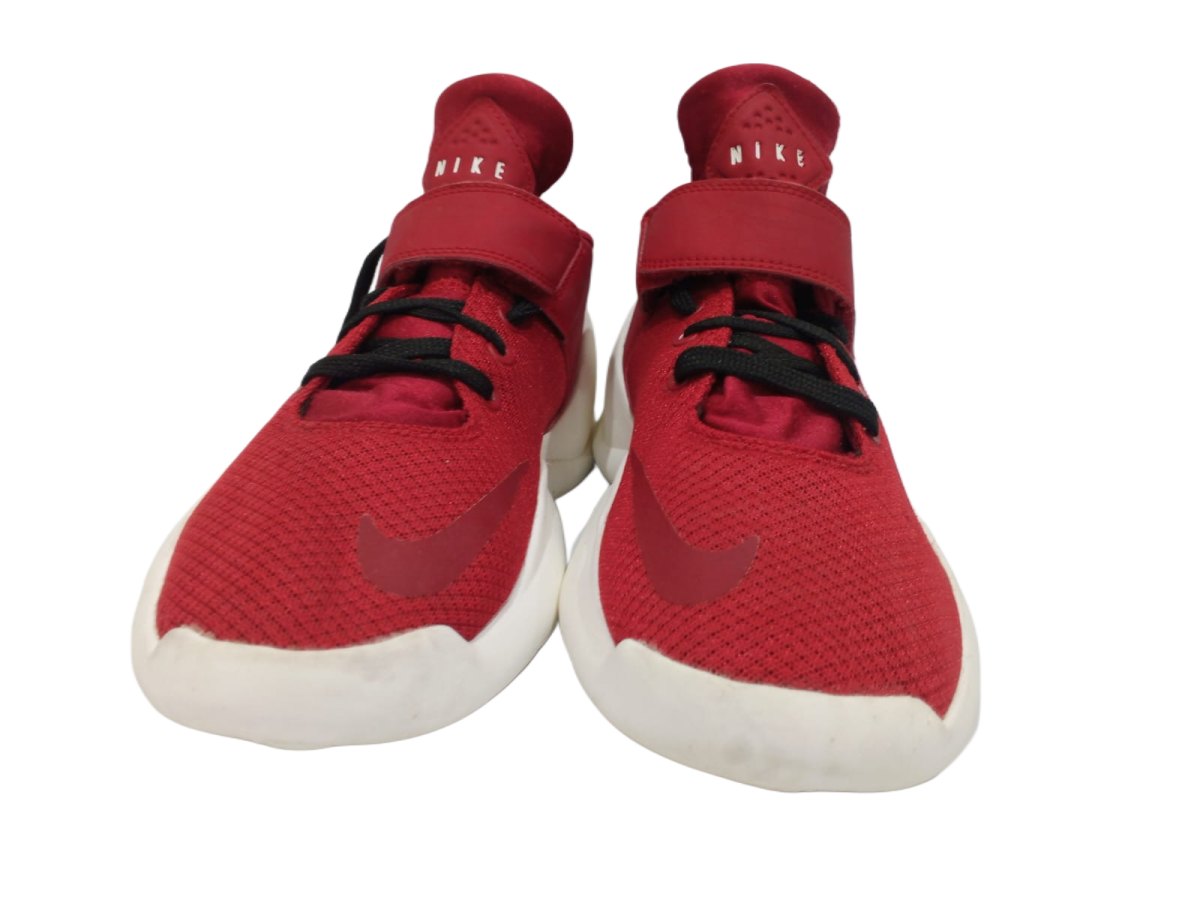 Nike Red Basketball Mid
