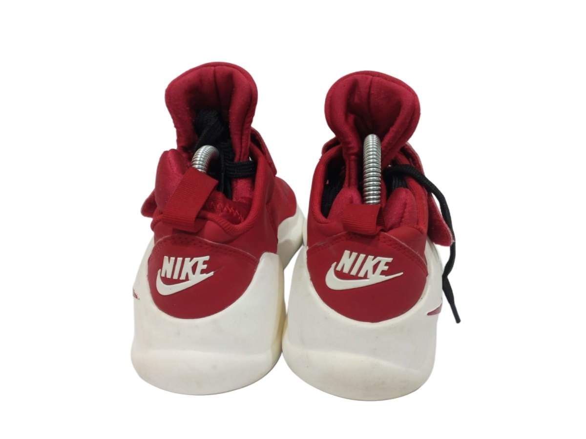Nike Red Basketball Mid