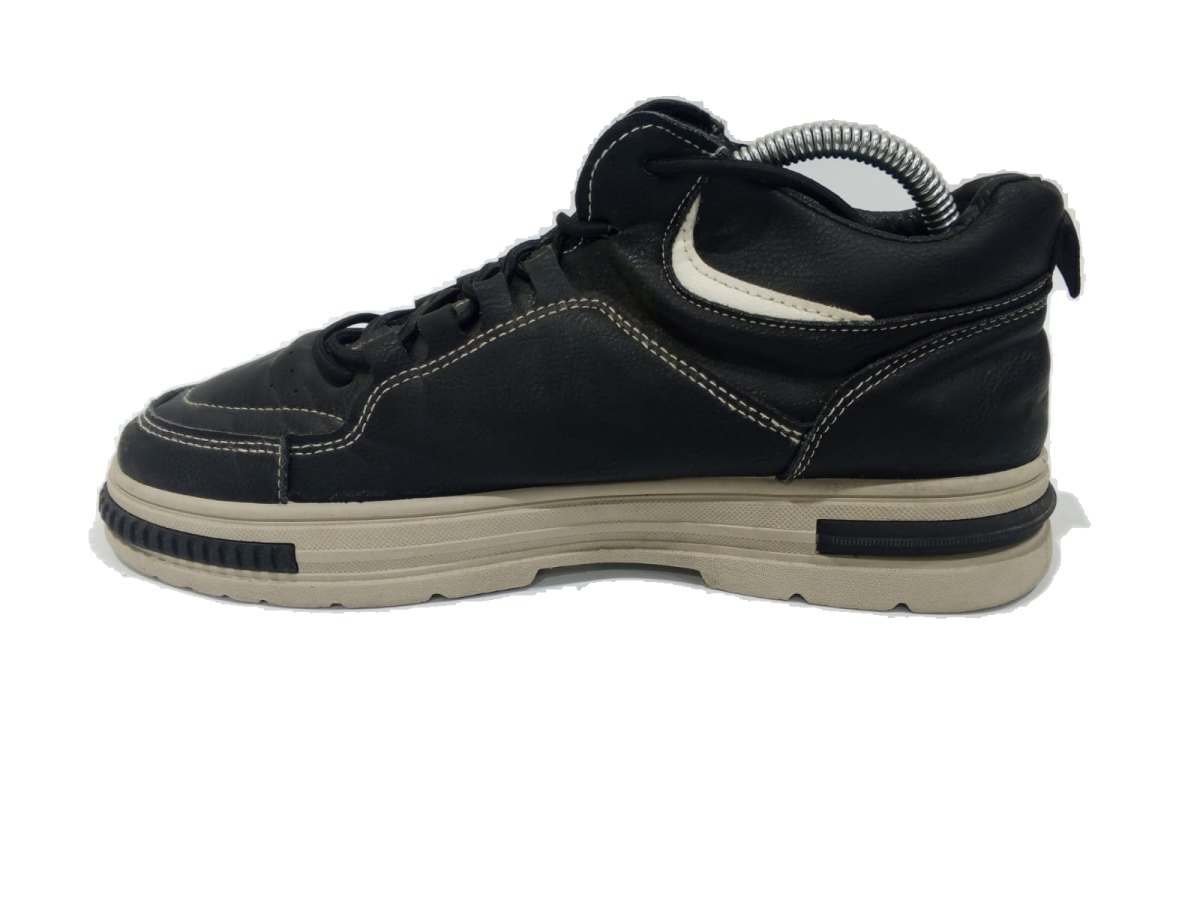 Warrior Black Leather Casual Sneaker