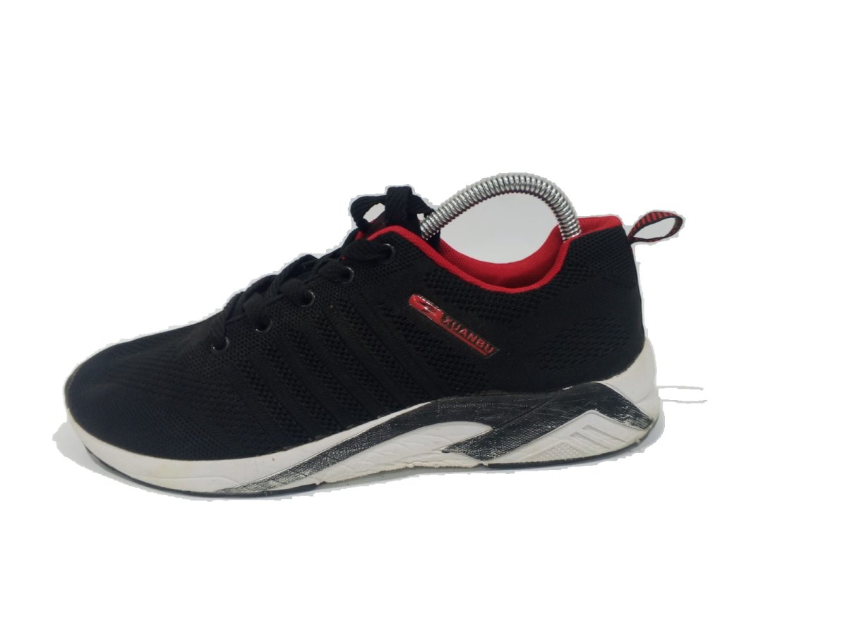 Zuanbu Black Red Knit Runner